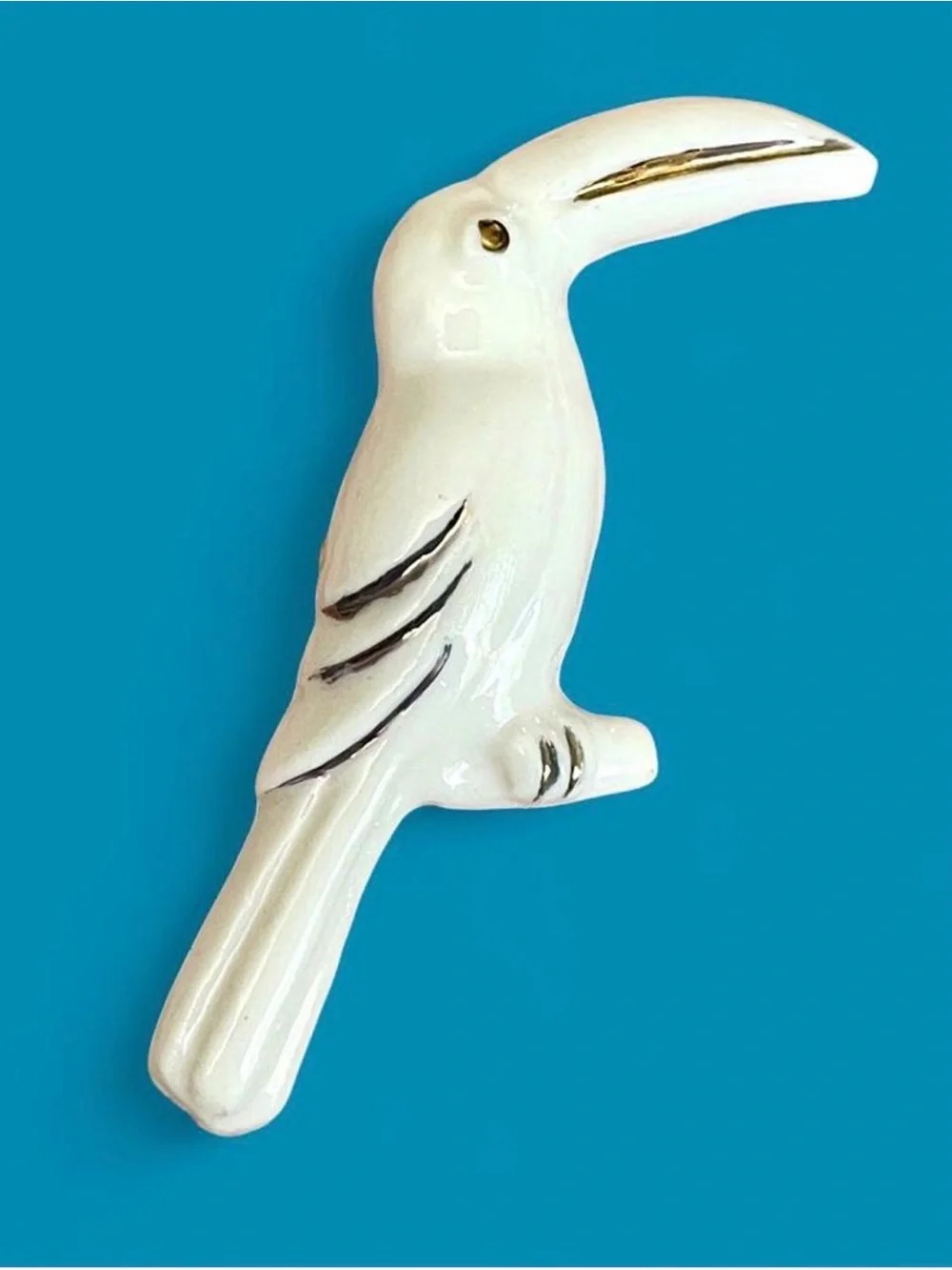 Vintage 1970s Porcelain White Toucan Bird Brooch Pin Tropical Gold & Silver Chic